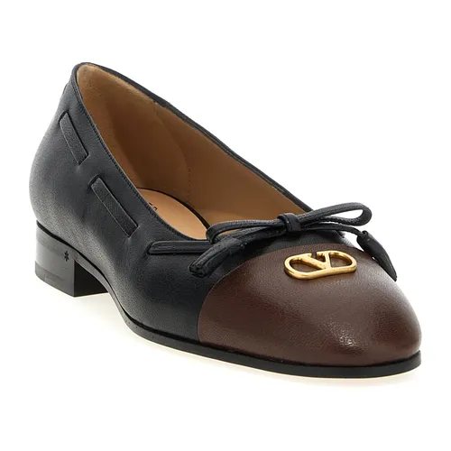 Shoes > Flats > Loafers - - Valentino Garavani - Modalova