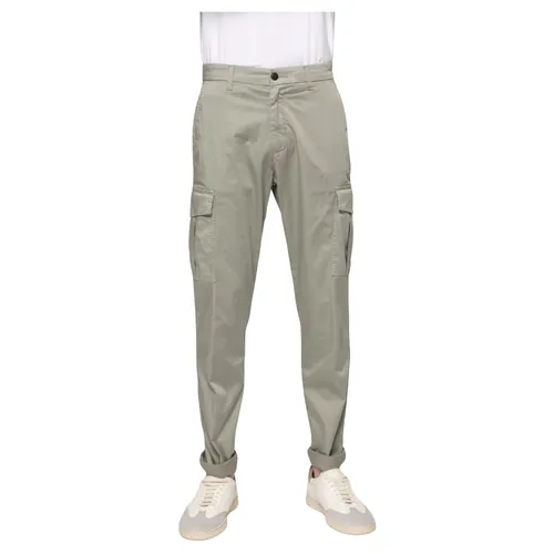 Trousers > Slim-fit Trousers - - Eleventy - Modalova