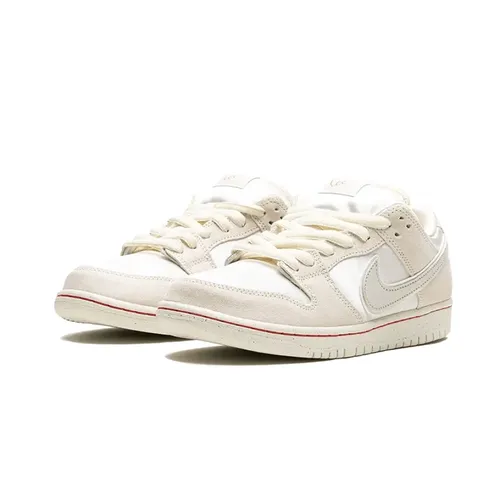 Nike - Shoes > Sneakers - Beige - Nike - Modalova