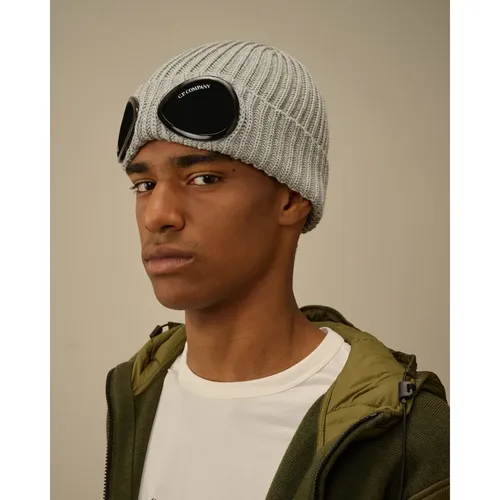 Accessories > Hats > Beanies - - C.p. Company - Modalova