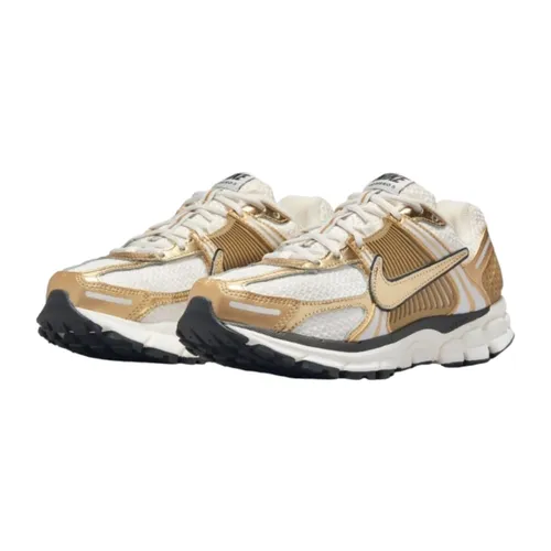 Nike - Shoes > Sneakers - Brown - Nike - Modalova