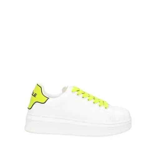 Shoes > Sneakers - - Gaëlle Paris - Modalova