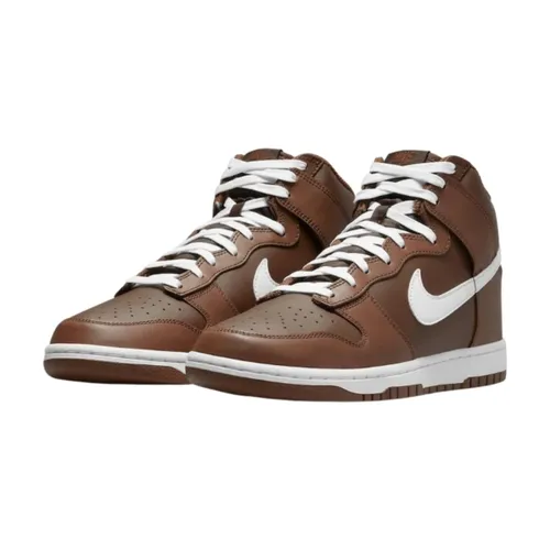 Nike - Shoes > Sneakers - Brown - Nike - Modalova