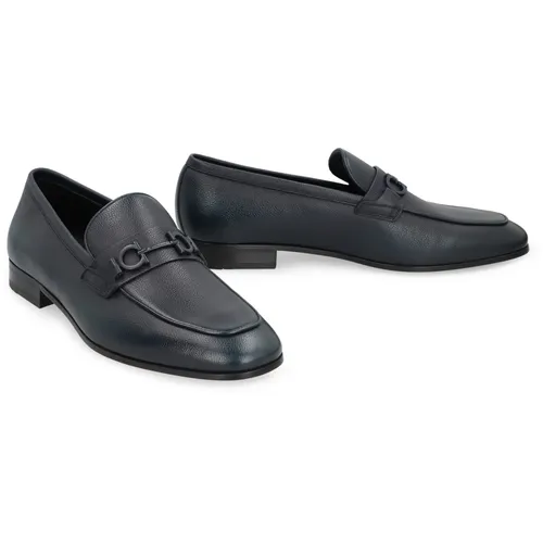 Shoes > Flats > Loafers - - Ferragamo - Modalova