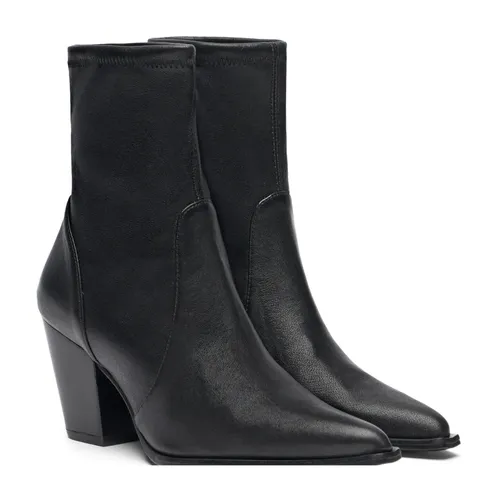 Shoes > Boots > Cowboy Boots - - Stuart Weitzman - Modalova