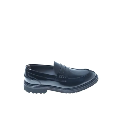 Shoes > Flats > Loafers - - Peppe Migliore - Modalova