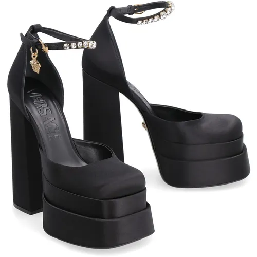 Shoes > Heels > Pumps - - Versace - Modalova