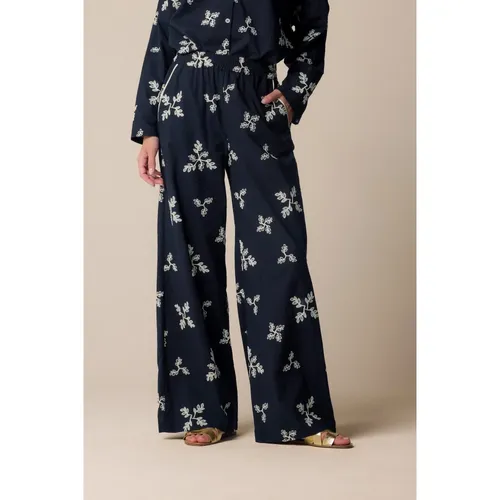 Trousers > Wide Trousers - - Kocca - Modalova