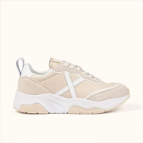 Munich - Shoes > Sneakers - Beige - Munich - Modalova