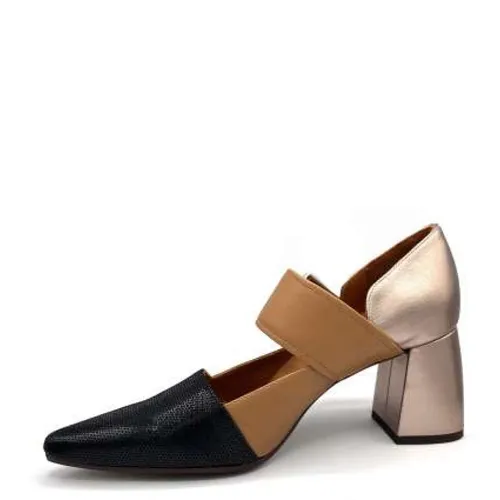 Shoes > Heels > Pumps - - Chie Mihara - Modalova