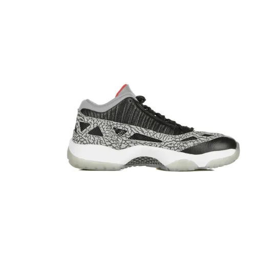 Jordan - Shoes > Sneakers - Black - Jordan - Modalova