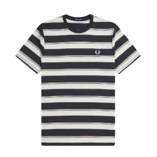 Tops > T-Shirts - - Fred Perry - Modalova