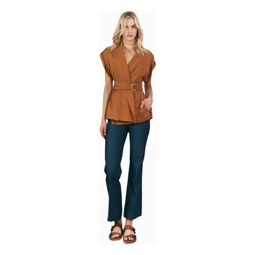 Clips - Jackets > Vests - Brown - Clips - Modalova