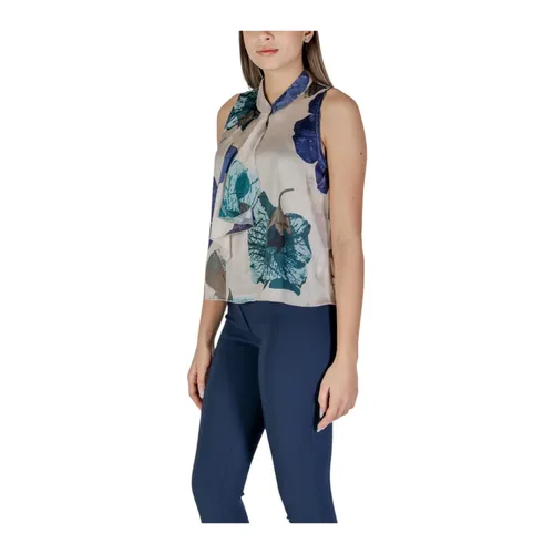 Tops > Sleeveless Tops - - Rinascimento - Modalova
