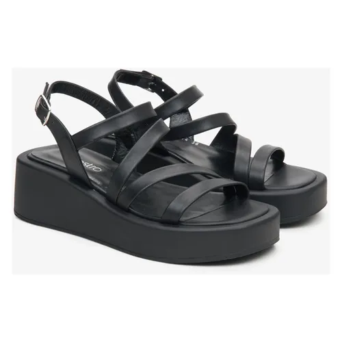 Shoes > Heels > Wedges - - Estro - Modalova