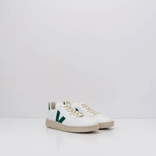 Veja - Shoes > Sneakers - White - Veja - Modalova