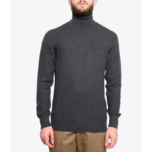 Knitwear > Turtlenecks - - Tagliatore - Modalova