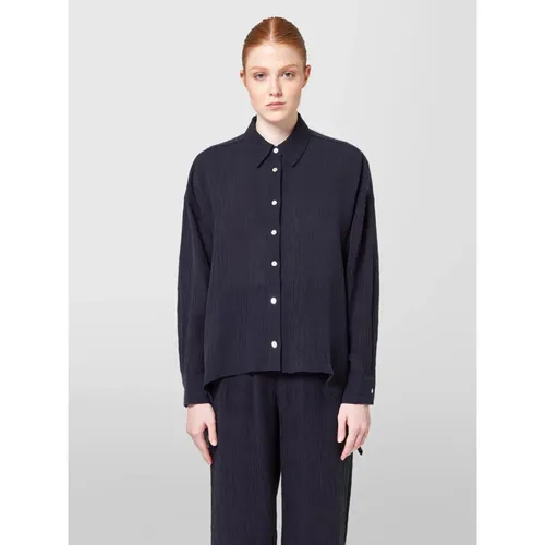 Blouses & Shirts > Shirts - - Alpha Studio - Modalova