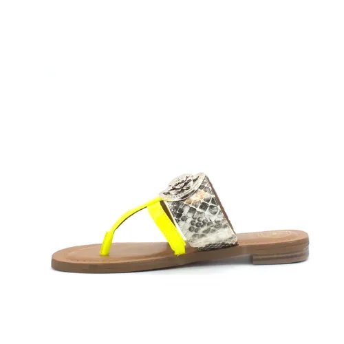 Shoes > Flip Flops & Sliders > Flip Flops - - Guess - Modalova
