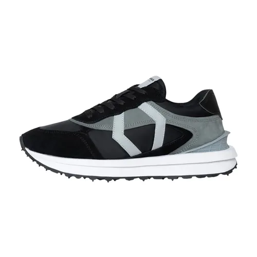 Shoes > Sneakers - - Mikakus Barcelona - Modalova
