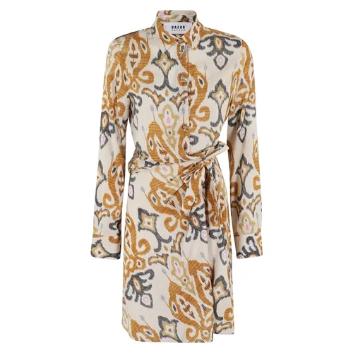 Dresses > Day Dresses > Wrap Dresses - - Bazar Deluxe - Modalova