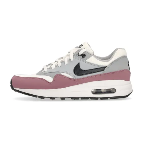 Shoes > Sneakers - - Nike - Modalova