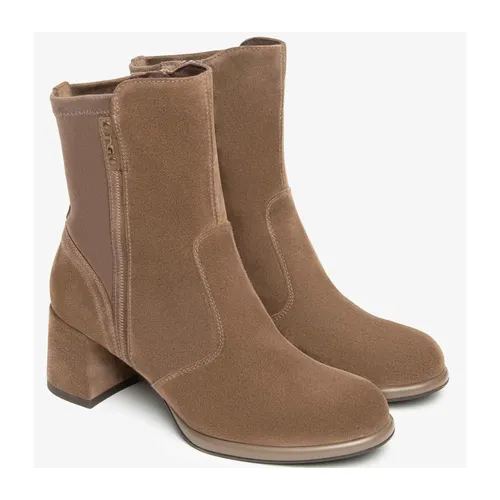 Shoes > Boots > Heeled Boots - - Nerogiardini - Modalova