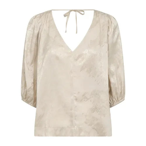 Blouses & Shirts > Blouses - - Soaked in Luxury - Modalova