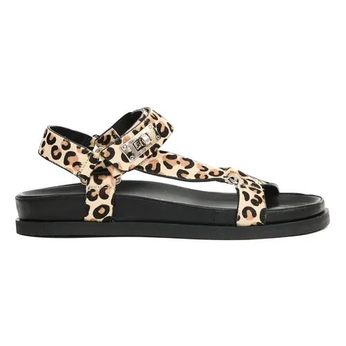 Shoes > Sandals > Flat Sandals - - Strategia - Modalova