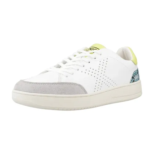 Shoes > Sneakers - - Munich - Modalova