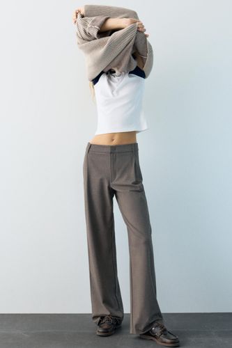 Pantalon Habillé À Pinces - Pull&Bear - Modalova
