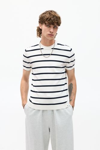 T-Shirt En Maille À Manches Courtes - Pull&Bear - Modalova