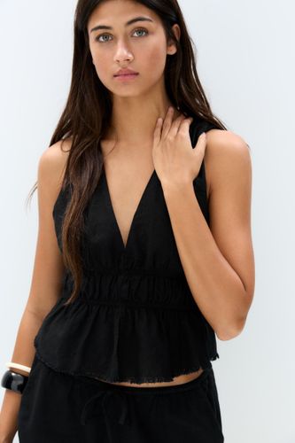 Tatic.pullandbear.net/assets/public/938a/a769/4111408aa0a3/5a64604457c6/07472344800-A2M/07472344800-A2M.jpg?ts=1747746759231" - Apparel & Accessories > Clothing > Shirts & Tops - Modalova