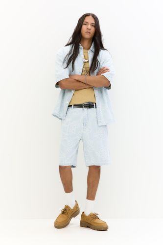 Bermuda En Jean Baggy Fleurs - Pull&Bear - Modalova