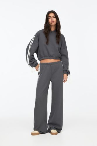 Pantalon De Survêtement À Rayures - Pull&Bear - Modalova