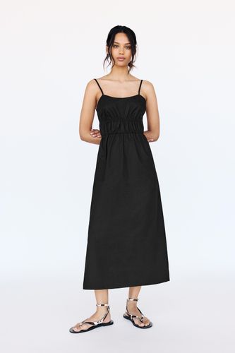 Robe Midi Froncée Taille - Pull&Bear - Modalova