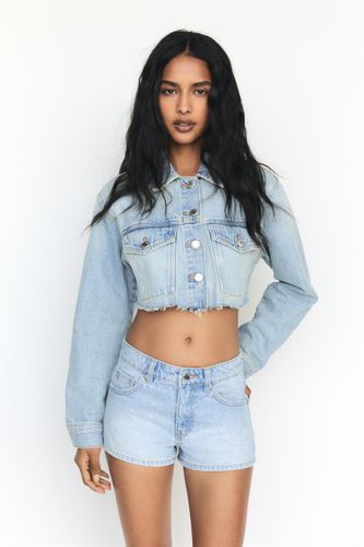 C2/345645eab532/bb3776f77044/07687312427-A2M/07687312427-A2M.jpg?ts=1749128951303" - Apparel & Accessories > Clothing > Shorts - Modalova