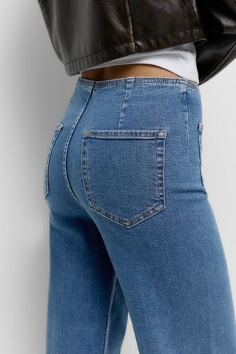 A2M.jpg?ts=1760015211870" - Apparel & Accessories > Clothing > Pants - Modalova