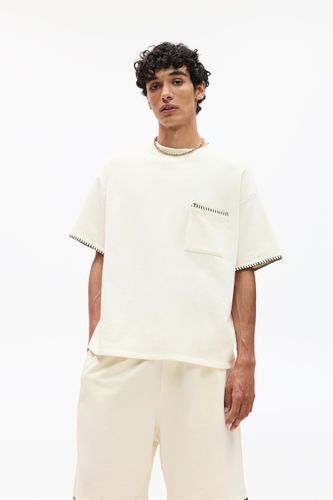 T-Shirt Coutures Contrastantes - Pull&Bear - Modalova