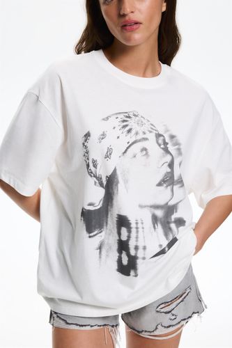 T-Shirt Billie Eilish - Pull&Bear - Modalova