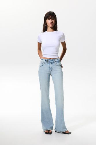 Jean Bootcut Taille Basse - Pull&Bear - Modalova