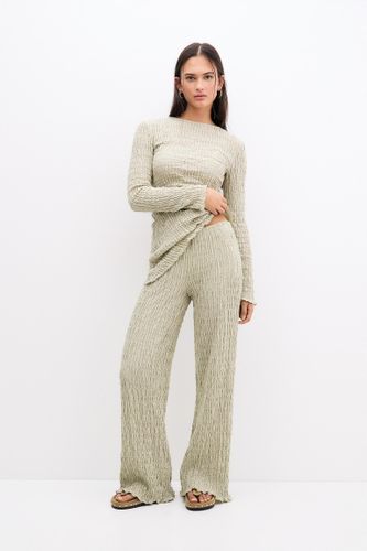 Pantalon Large En Tissu Froissé - Pull&Bear - Modalova