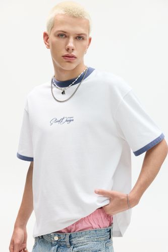 T-Shirt Stwd Bordures Côtelées Contrastantes - Pull&Bear - Modalova