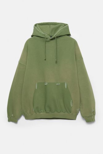 A3M.jpg?ts=1764173662904" - Apparel & Accessories > Clothing > Shirts & Tops - Modalova