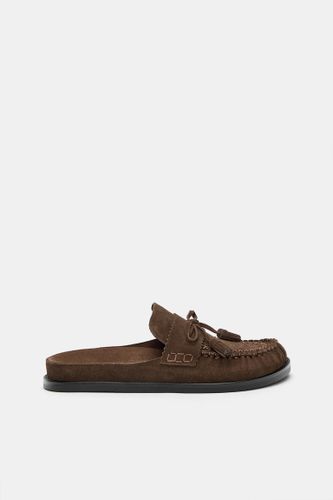 Mocassins À Pompons En Cuir - Pull&Bear - Modalova