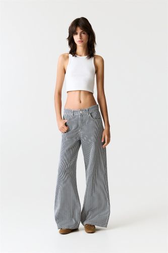 Jean Large À Rayures - Pull&Bear - Modalova