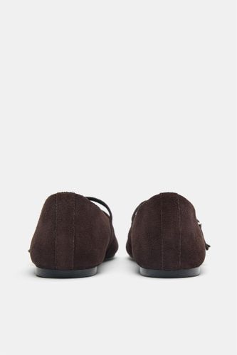 M/11435640100-A2M.jpg?ts=1757417567253" - Apparel & Accessories > Shoes - Modalova