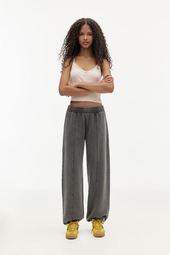 Pantalon De Survêtement À Nervures - Pull&Bear - Modalova