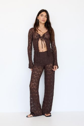 Pantalon Droit En Dentelle - Pull&Bear - Modalova