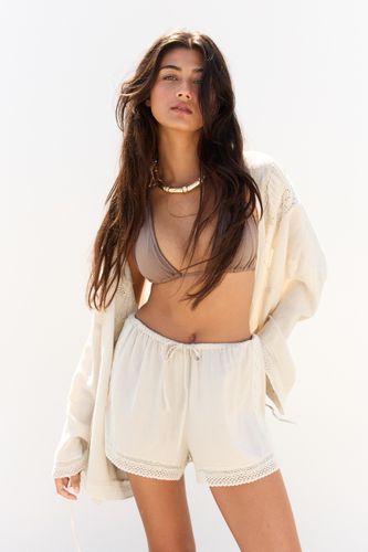 Short Rustique En Dentelle - Pull&Bear - Modalova